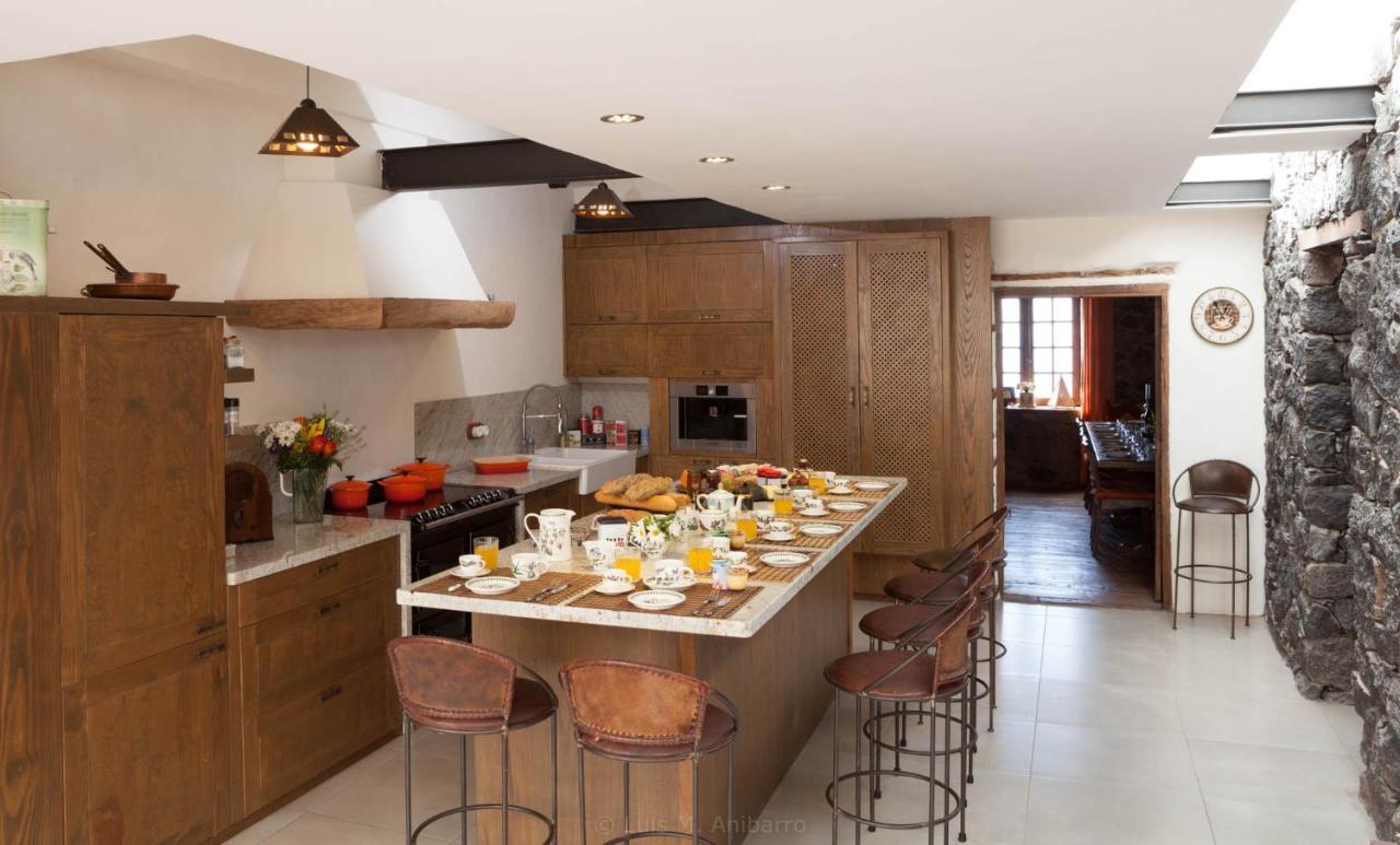 Historic Canarian House, Private Heated Infinity Pool, Bbq, Wifi + Panoramic Ocean Views Арона Екстер'єр фото